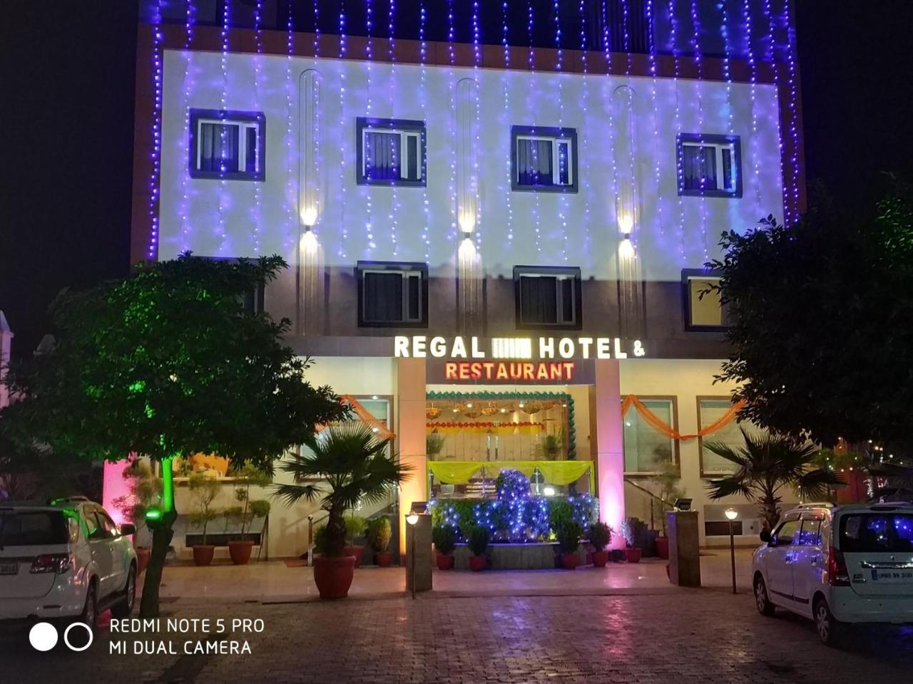 Regal Hotel And Restaurant Mathura Exterior photo
